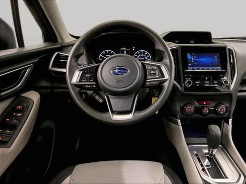 Used 2022 Subaru Forester AWD/4WD image 5