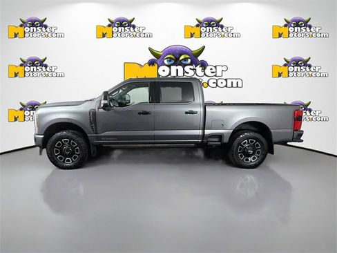 Used 2024 Ford F250 Platinum w/ FX4 Off-Road Package image 8