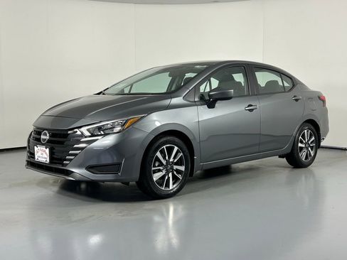 Used 2025 Nissan Versa SV w/ Trunk Package FWD image 3