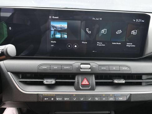 Used 2025 Kia K4 FWD image 24