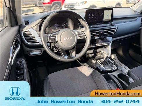 Used 2022 Kia Seltos Nightfall Edition image 9