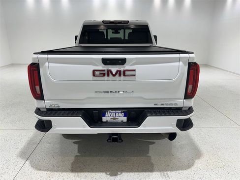 Used 2023 GMC Sierra 2500 Denali image 7