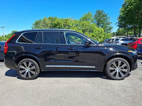 Certified 2024 Volvo XC90 T8 Ultimate w/ Protection Package Premier AWD/4WD image 7