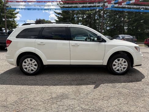Used 2018 Dodge Journey SE FWD image 4