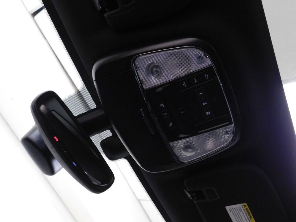 Used 2020 Jeep Grand Cherokee Altitude AWD/4WD image 57