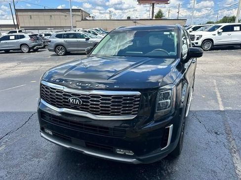 Used 2021 Kia Telluride SX w/ Towing Package FWD image 3
