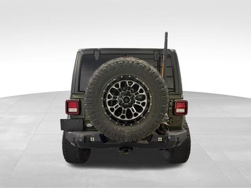 Used 2021 Jeep Wrangler Unlimited Rubicon w/ Cold Weather Group AWD/4WD image 6