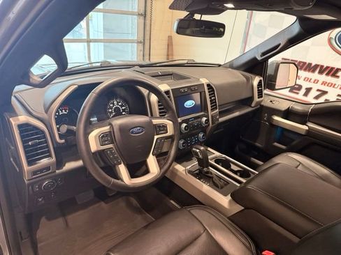 Used 2019 Ford F150 Lariat w/ Equipment Group 502A Luxury AWD/4WD image 11
