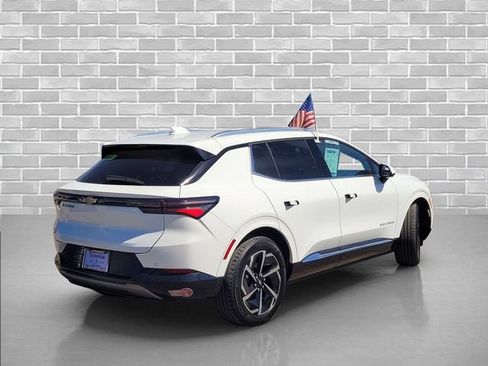 Certified 2024 Chevrolet Equinox EV LT FWD image 6