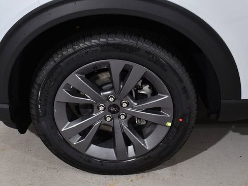 New 2026 Ford Explorer Active w/ Active Comfort Package AWD/4WD image 25