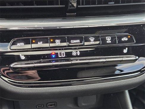 Used 2026 Buick Envista Avenir image 19