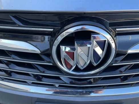 Used 2022 Buick Envision Preferred image 22