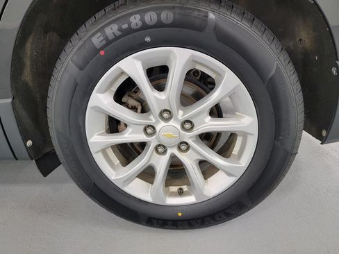 Used 2019 Chevrolet Equinox LT FWD image 11