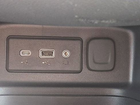 Used 2024 Chevrolet Equinox LT w/ LPO, Floor Liner Package image 24