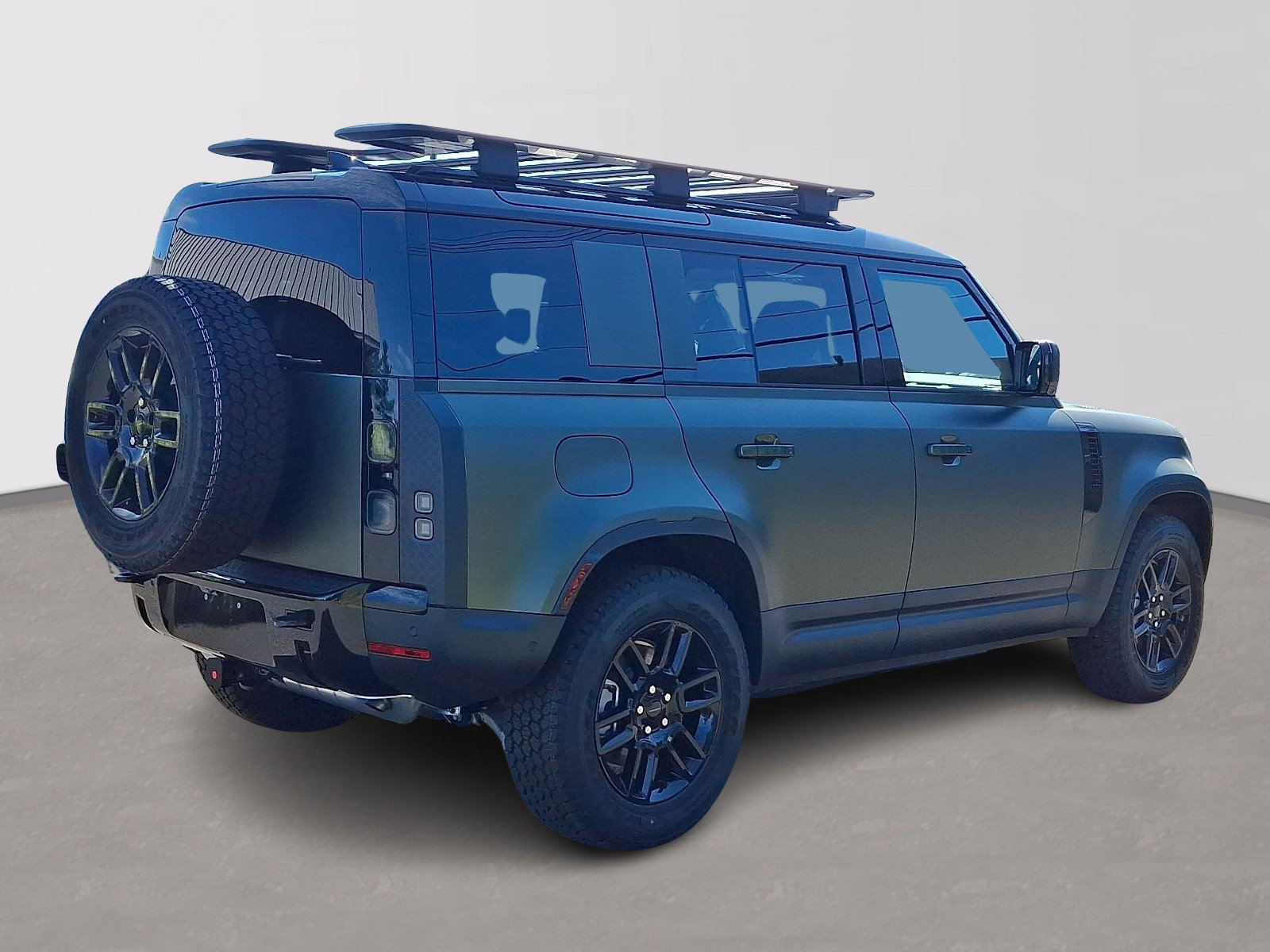 New 2026 Land Rover Defender 110 S AWD/4WD image 3