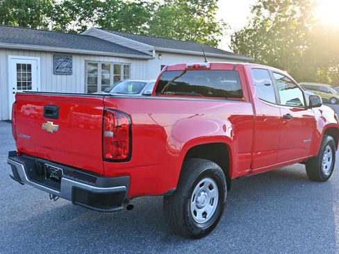 Used 2018 Chevrolet Colorado W/T w/ WT Convenience Package RWD image 11