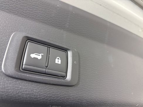 Used 2024 Mitsubishi Outlander SE image 22