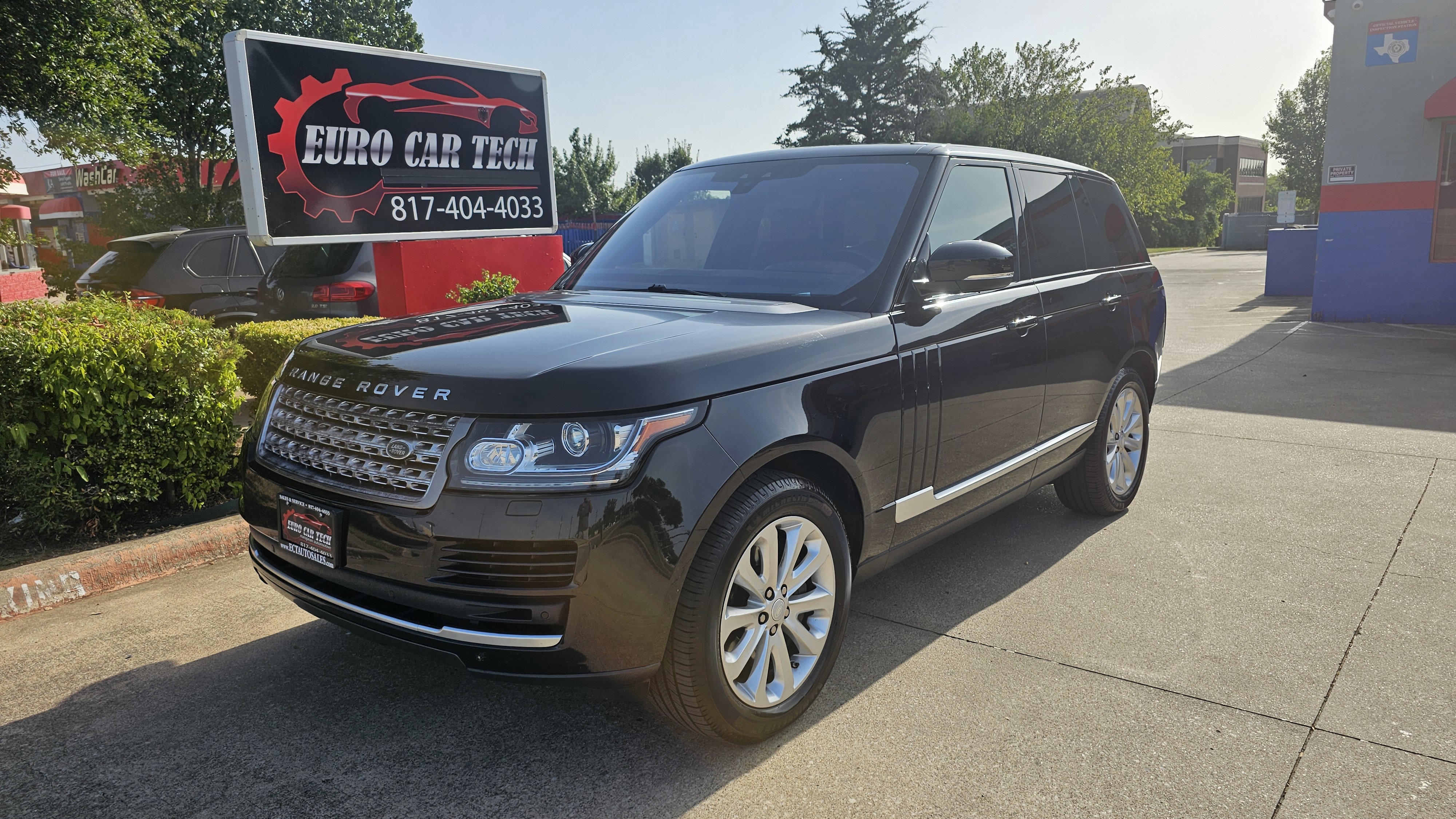 Used 2017 Land Rover Range Rover HSE AWD/4WD image 1
