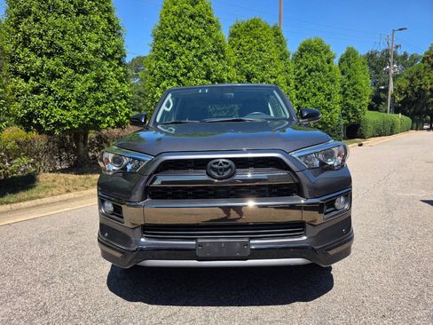 Used 2019 Toyota 4Runner Limited AWD/4WD image 8