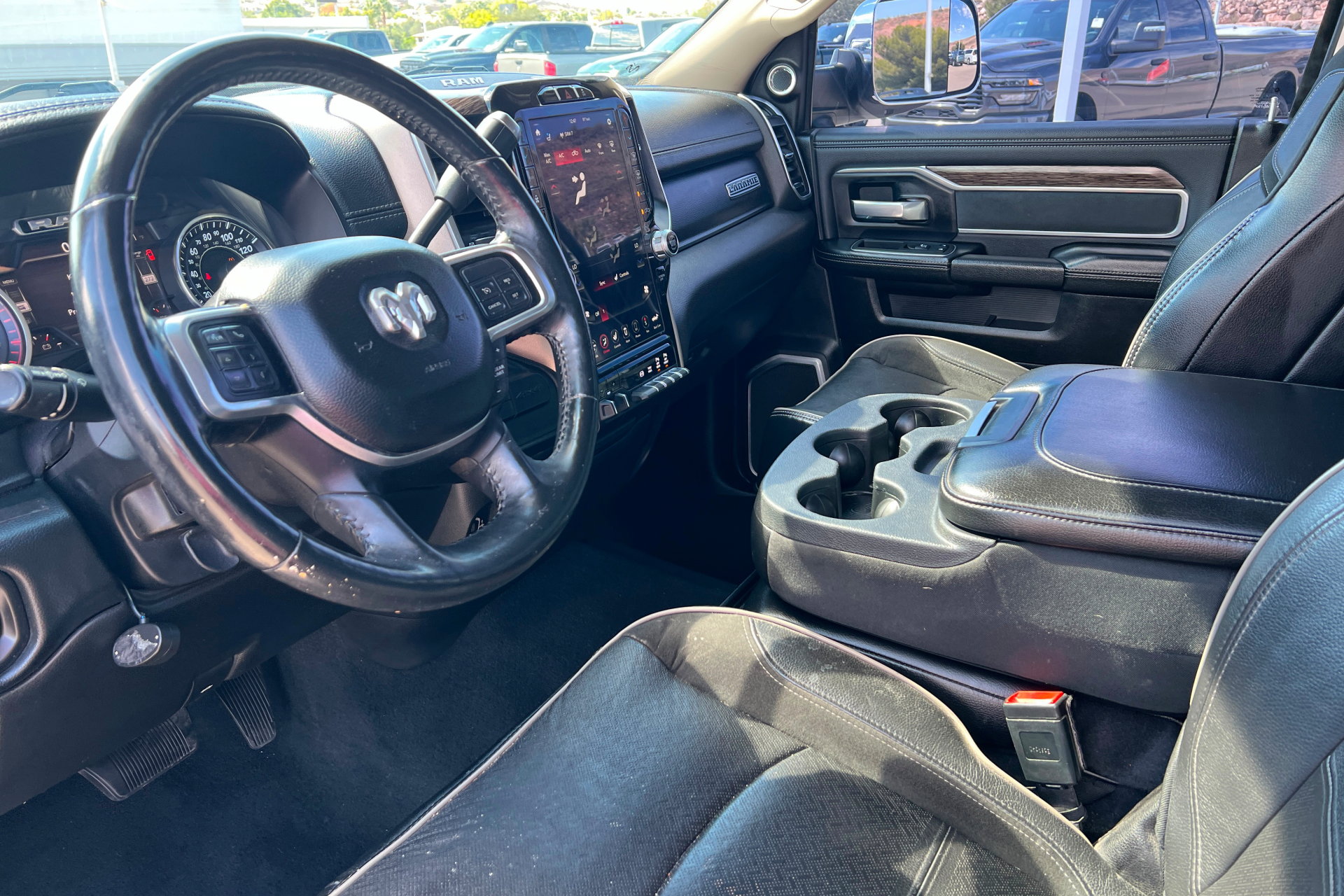 Used 2020 RAM 2500 Laramie AWD/4WD image 15