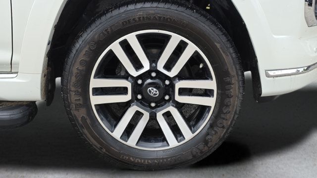 Used 2019 Toyota 4Runner Limited AWD/4WD image 17
