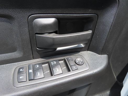 Used 2022 RAM 3500 Tradesman image 33