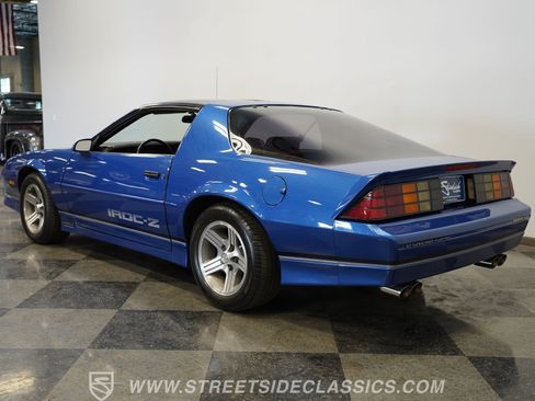 Used 1989 Chevrolet Camaro IROC-Z RWD image 10