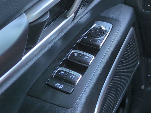 Used 2025 Kia Telluride S FWD image 25