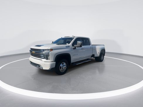 Used 2020 Chevrolet Silverado 3500 High Country image 5