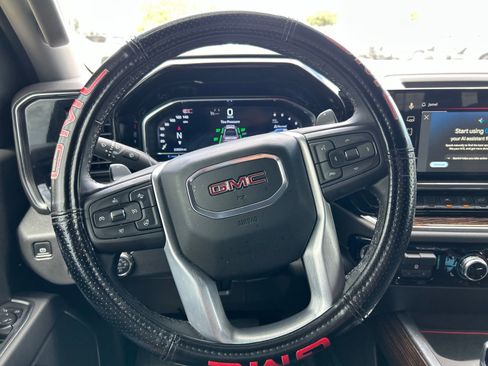 Used 2025 GMC Sierra 1500 Elevation AWD/4WD image 15