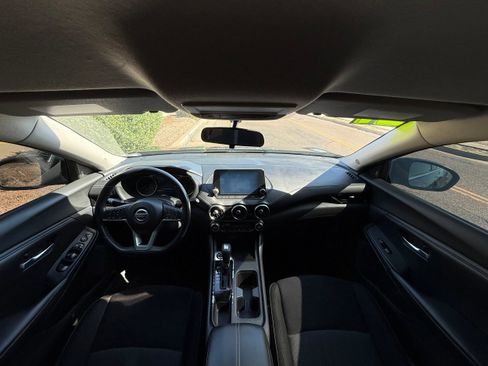 Used 2021 Nissan Sentra SV FWD image 13