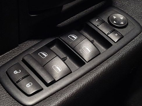 Used 2016 RAM 1500 Tradesman w/ Popular Equipment Group RWD image 27