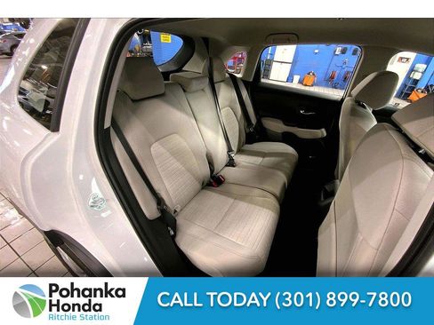 Used 2025 Honda HR-V LX image 20