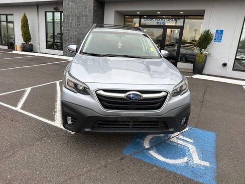 Used 2021 Subaru Outback Premium AWD/4WD image 2