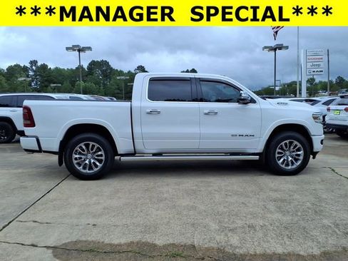 Used 2022 RAM 1500 Limited w/ Body Color Bumper Group AWD/4WD image 2