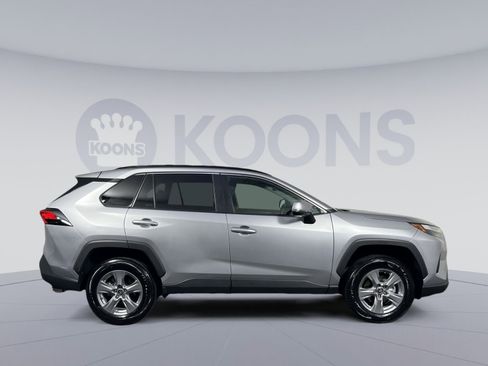 Used 2025 Toyota RAV4 XLE image 8