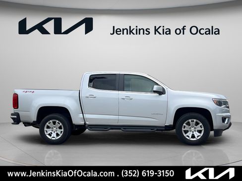 Used 2020 Chevrolet Colorado LT w/ LPO, Premium Interior Package AWD/4WD image 2