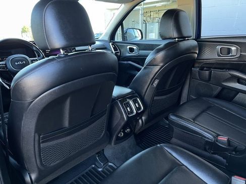 Used 2022 Kia Sorento SX image 25