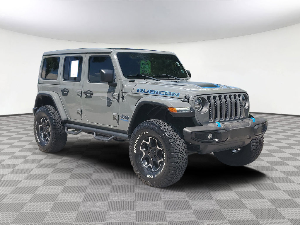 Used 2022 Jeep Wrangler Unlimited Rubicon 4xe AWD/4WD image 2
