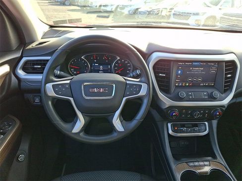 Certified 2023 GMC Acadia SLE w/ Driver Convenience Package image 13