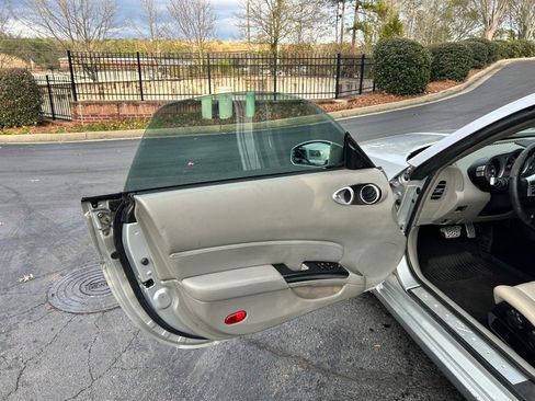 Used 2006 Nissan 350Z Touring image 39