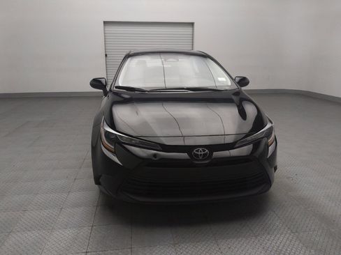Used 2025 Toyota Corolla LE FWD image 14