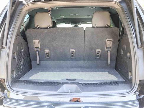 Used 2021 Chevrolet Tahoe LT RWD image 27