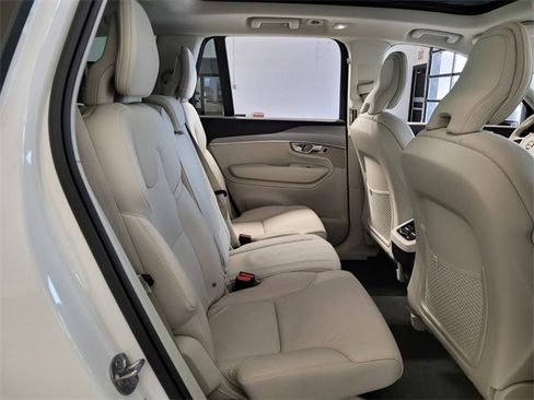 Certified 2024 Volvo XC90 B5 Core image 20