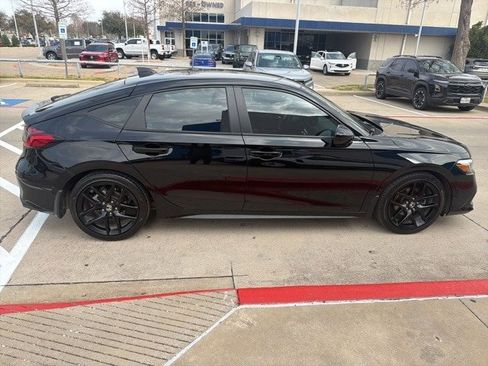 Used 2023 Honda Civic Sport image 4