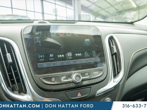 Used 2018 Chevrolet Equinox Premier FWD image 9