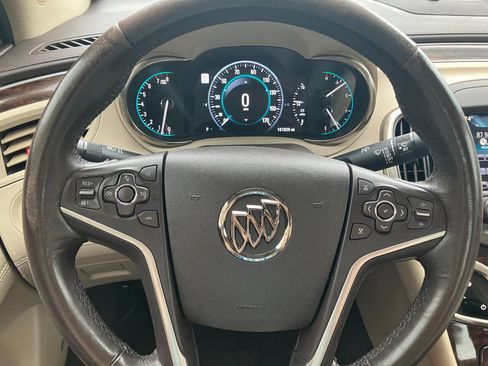 Used 2016 Buick LaCrosse Leather w/ Experience Buick Package FWD image 18