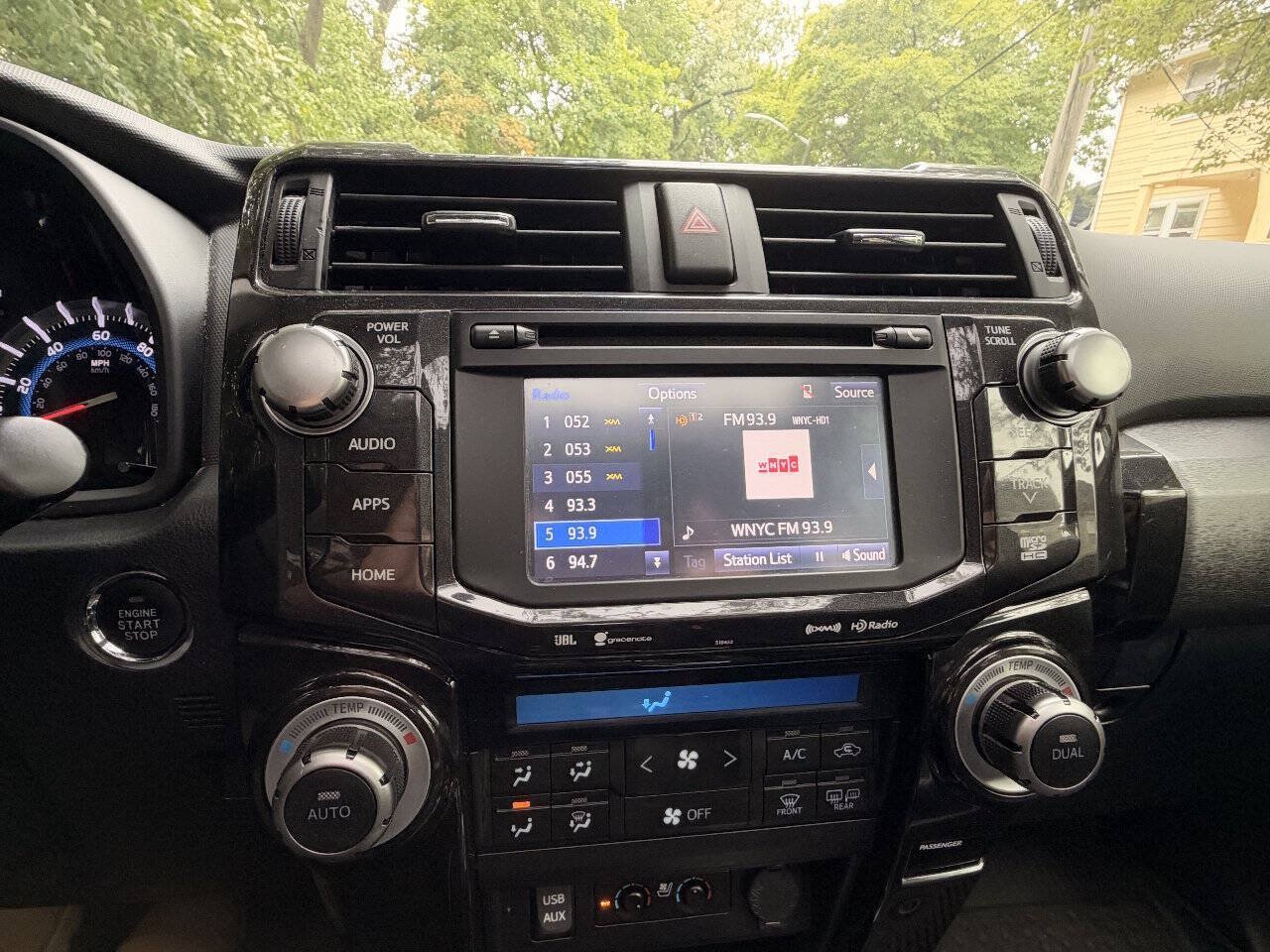 Used 2019 Toyota 4Runner Limited AWD/4WD image 17