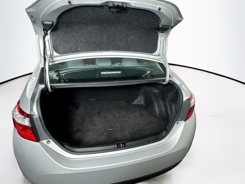 Used 2015 Toyota Corolla LE image 21