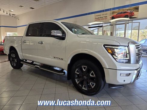 Used 2023 Nissan Titan Platinum Reserve w/ Moonroof Package image 3